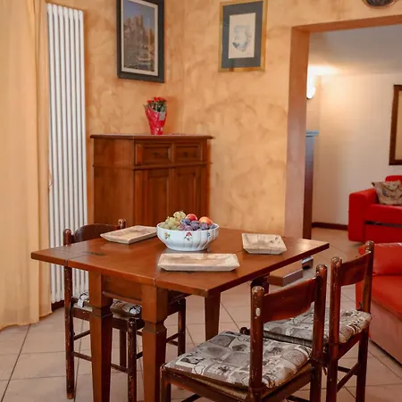 Casa Fiore E Vigneti Feriehus Calmasino