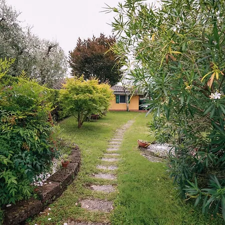 Casa Fiore E Vigneti Feriehus Calmasino